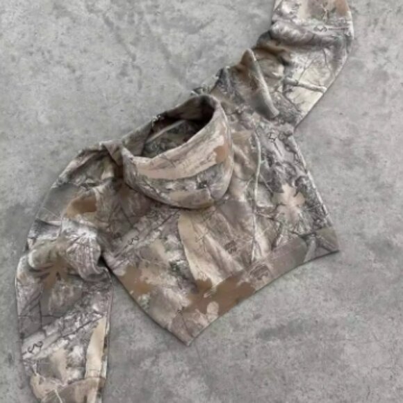 Real Tree Hoodie - Picture 2 of 4